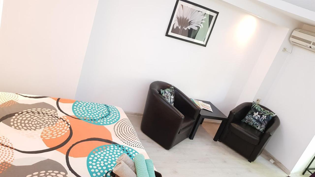 Global Downtown Apartments - Universitate - Balcescu بوخارست المظهر الخارجي الصورة