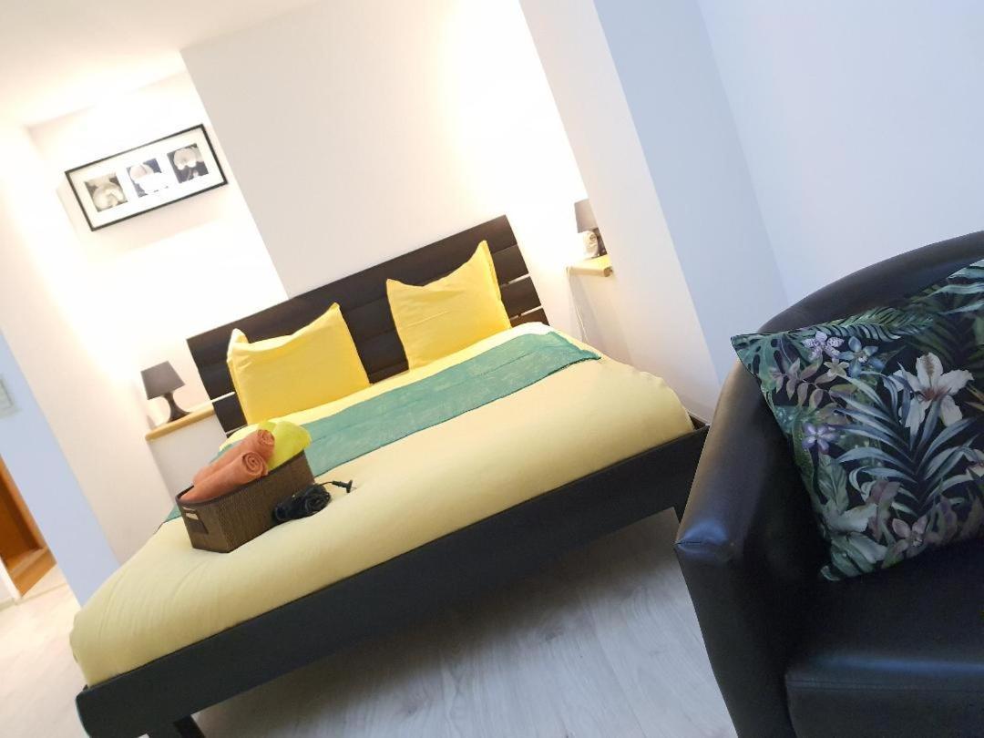 Global Downtown Apartments - Universitate - Balcescu بوخارست المظهر الخارجي الصورة